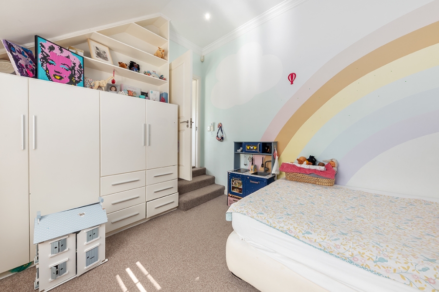 4 Bedroom Property for Sale in Gardens Western Cape